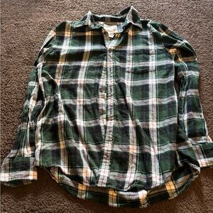 St. John's Bay Men's Green and White Plaid Shirt